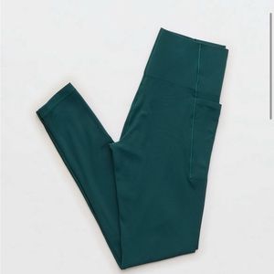 Aerie High Waisted Pocket Leggings - size Medium